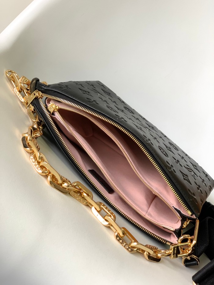 LV Bag M21260