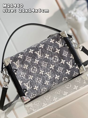 LV Bag M21460