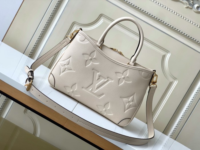 LV Bag Trianon PM M46488