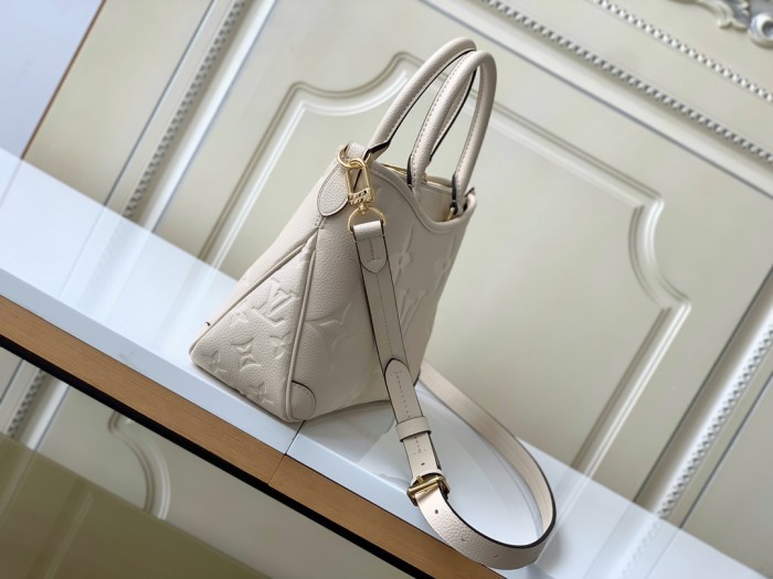 LV Bag Trianon PM M46488