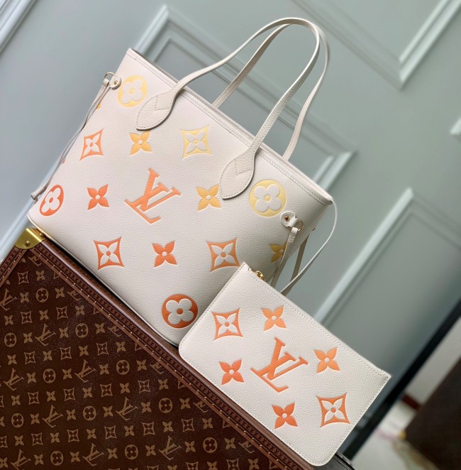LV Neverfull M46516