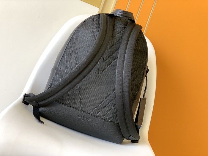 LV Backpack M57079