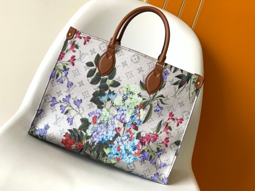 LV Onthego M21233