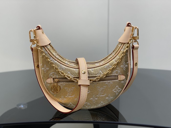LV Bag M22928