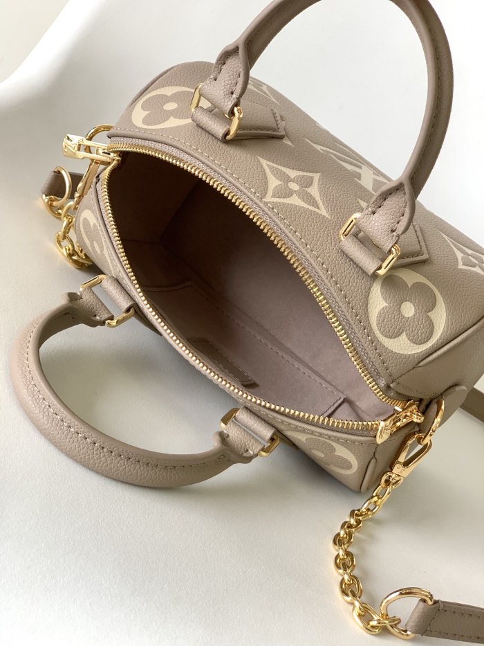 LV Bag M46575