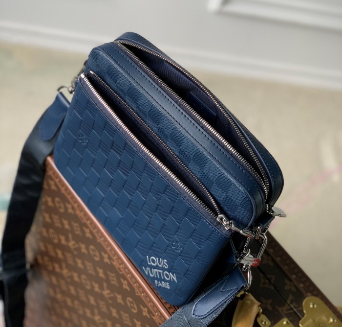 LV Bag M40438