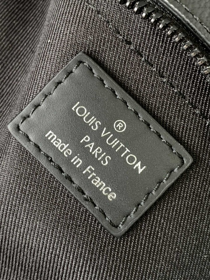 LV Bag  M44735