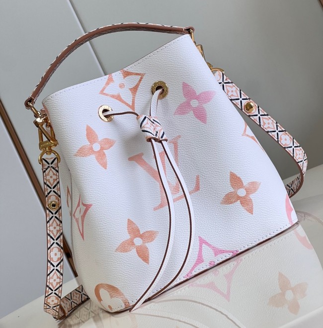 LV Bag M22985