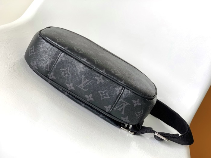 LV Bag M42906