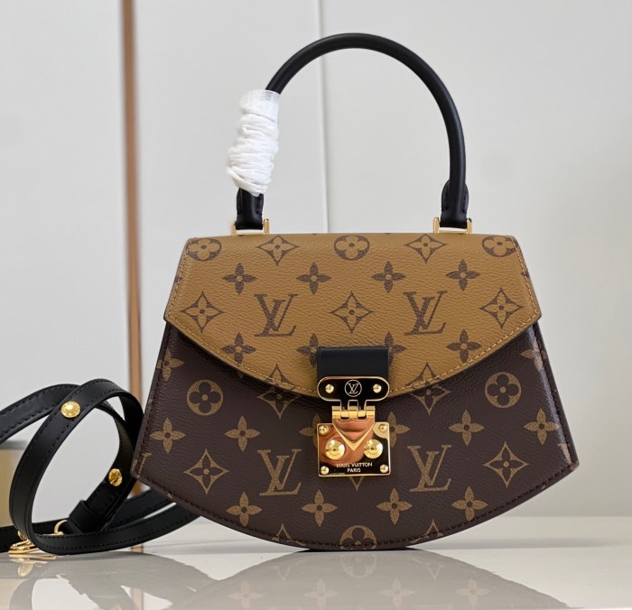 LV Bag M46548