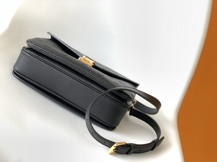 LV Bag M41487 6 Colors