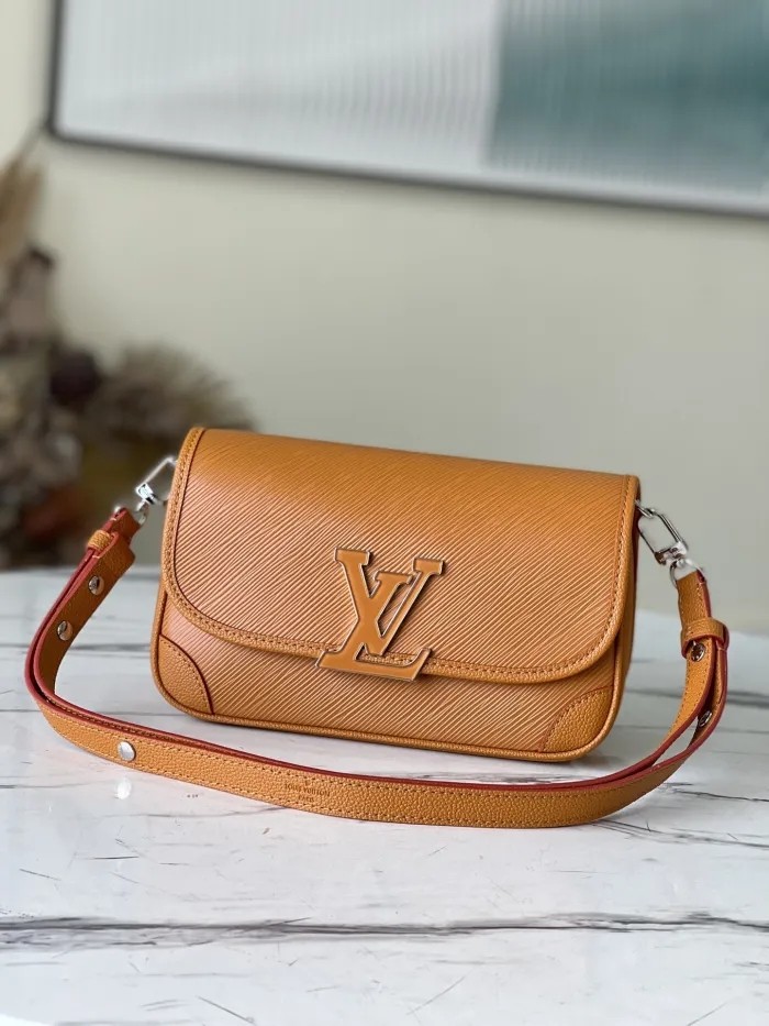 LV Bag M59386