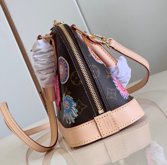 LV Bag M46428