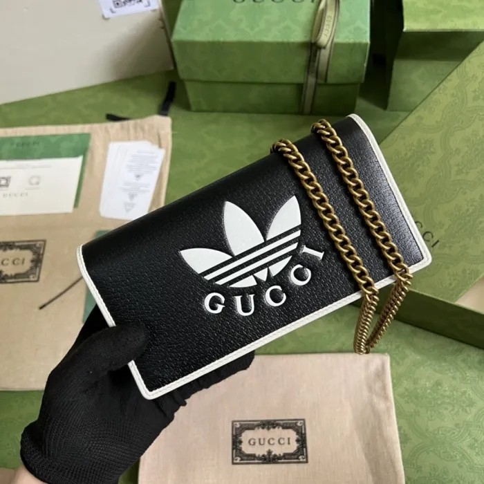 GUCCI Bag 621892