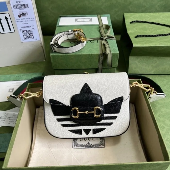 GUCCI Bag 658574