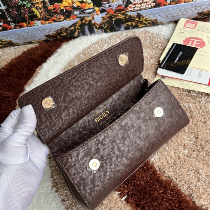 DG bag