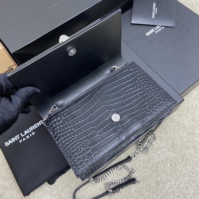 YSL Bag 19cm