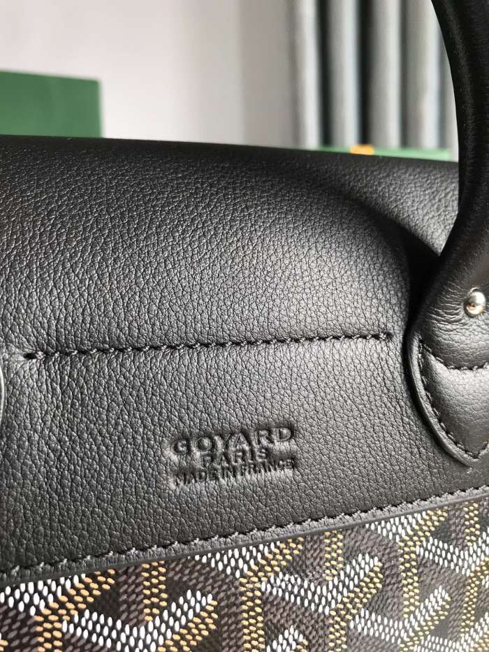 Goyard bag