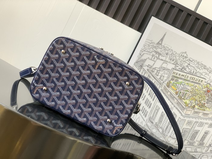 Goyard Muse makeup bag