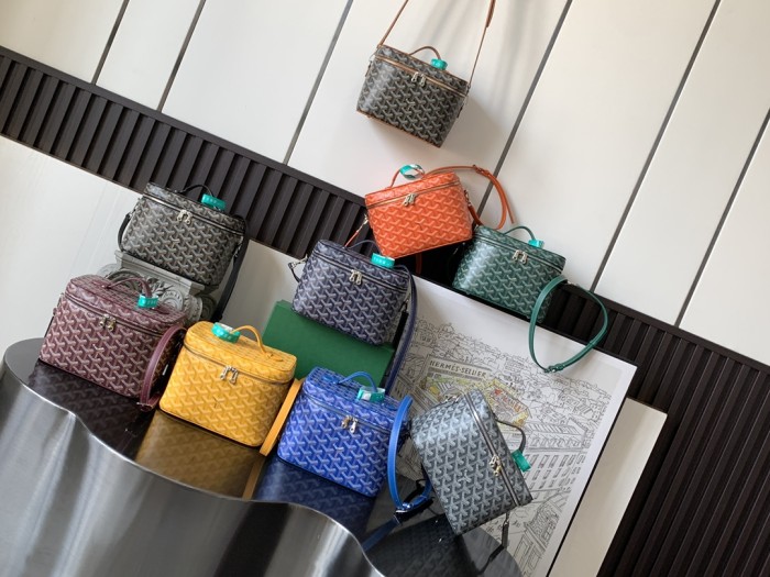 Goyard Muse makeup bag