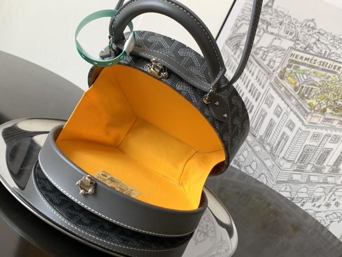 Goyard bag Alto