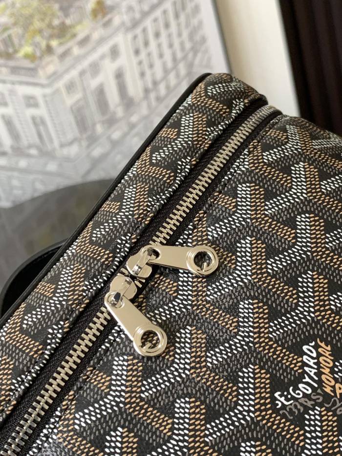 Goyard Muse makeup bag