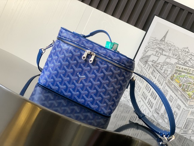 Goyard Muse makeup bag