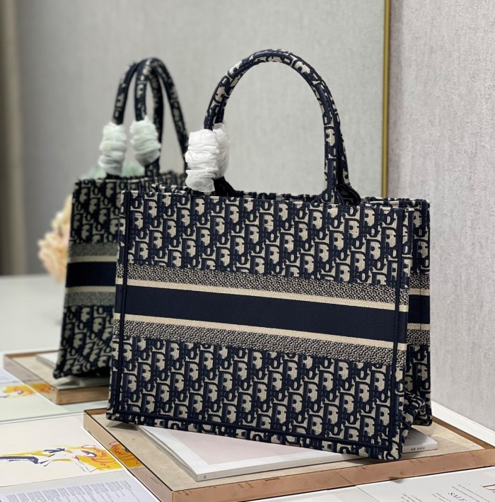 Dior Book Tote Medium