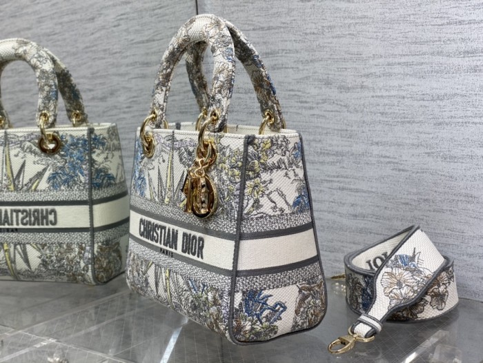 Dior Bag Medium 24cm