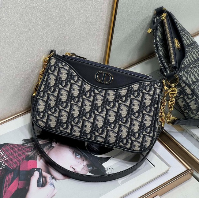  Dior bag Montaigne Hobo Avenue