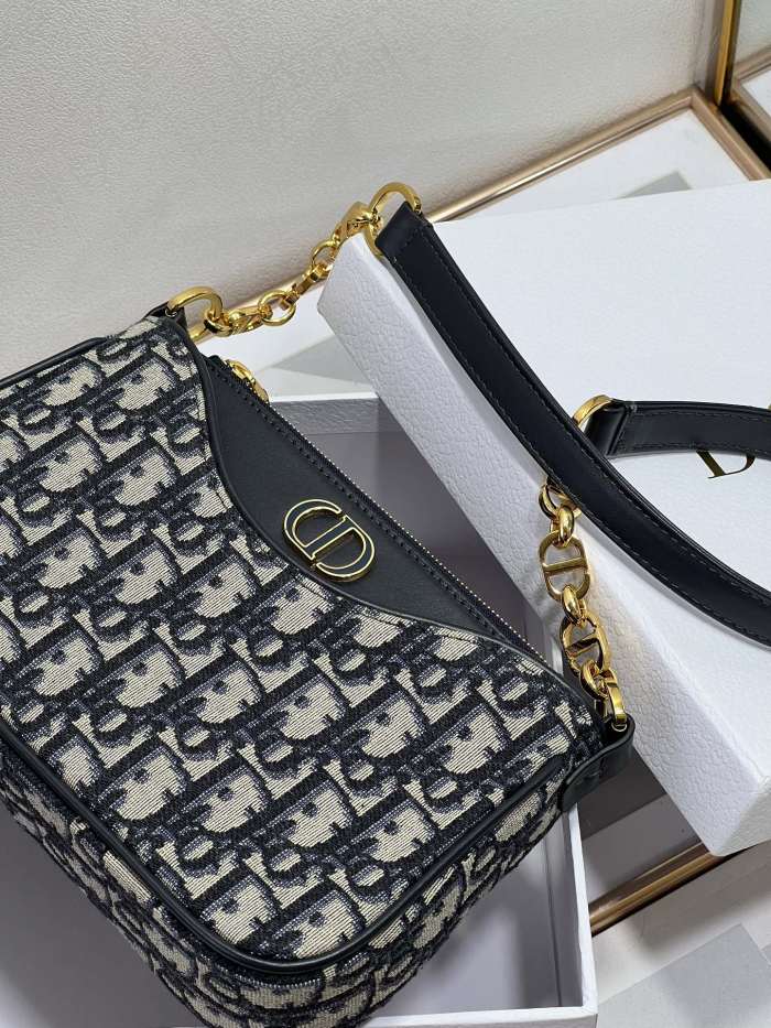  Dior bag Montaigne Hobo Avenue