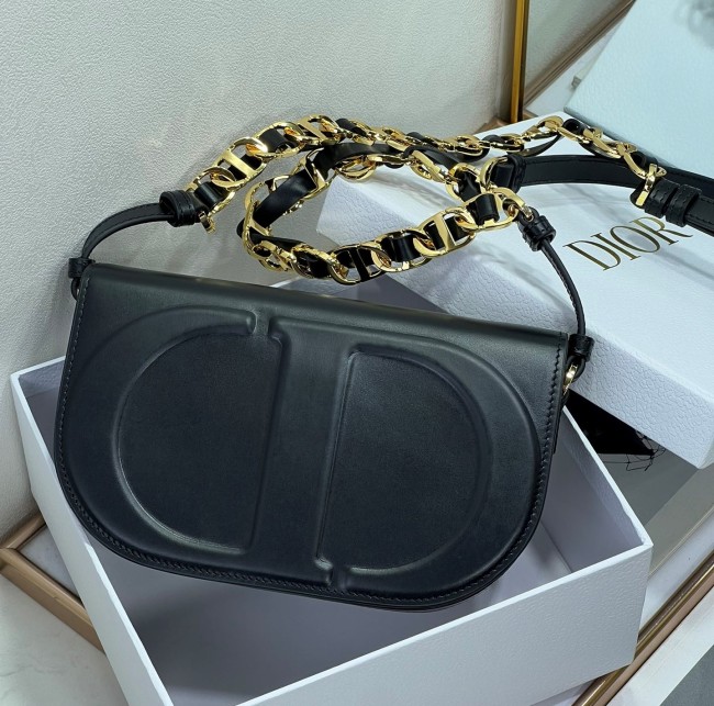Dior bag CD Signature