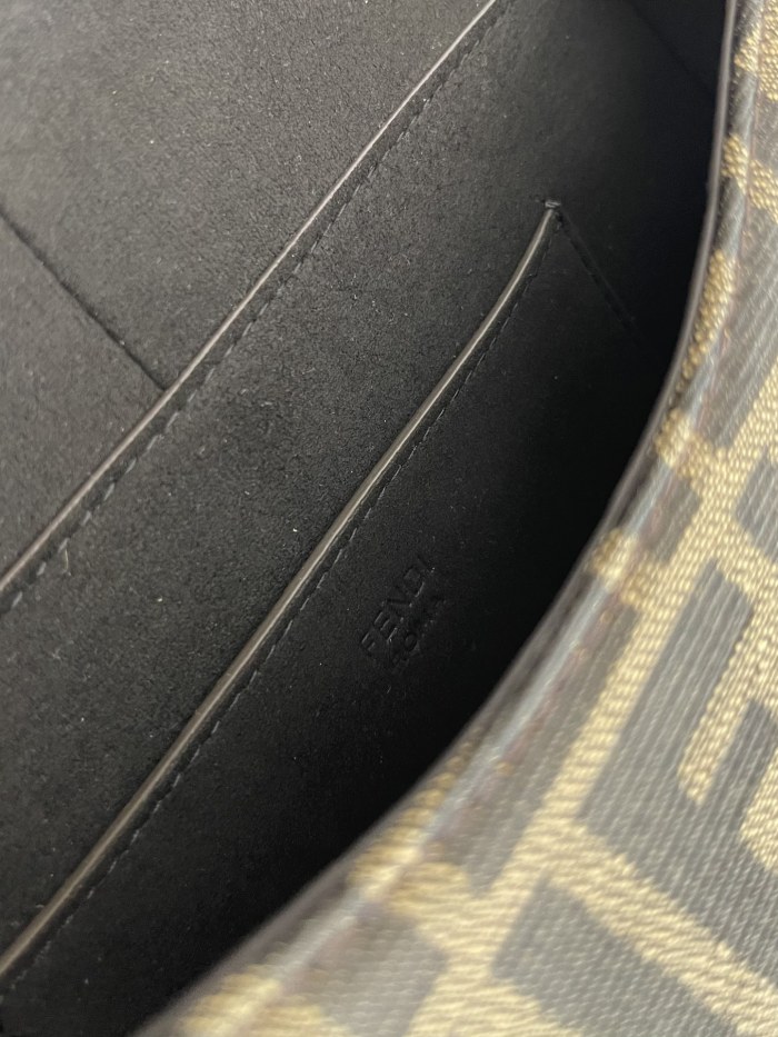 Fendi Bag C'mon