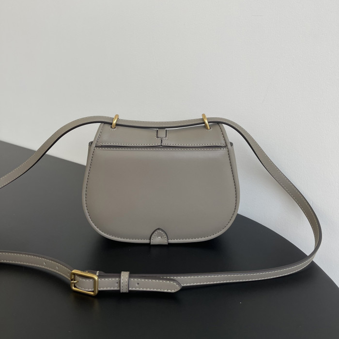 Fendi Bag C'mon