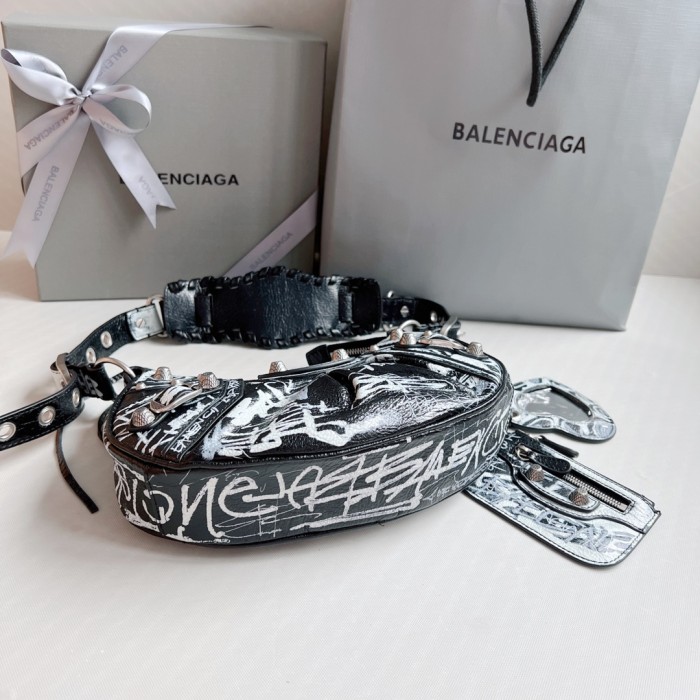Balenciaga Bag Le Cagole 26cm 33cm