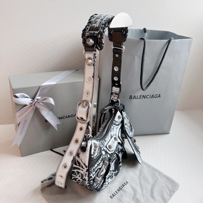 Balenciaga Bag Le Cagole 26cm 33cm