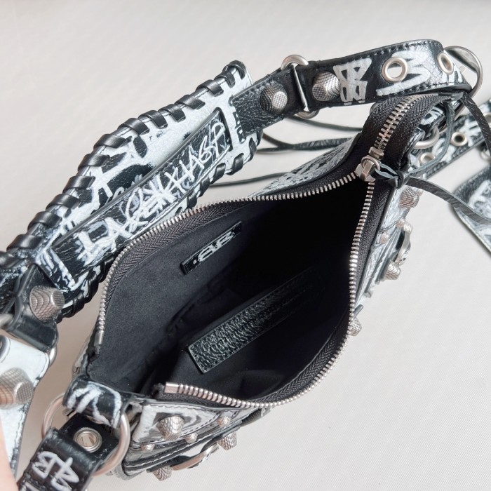 Balenciaga Bag Le Cagole 26cm 33cm