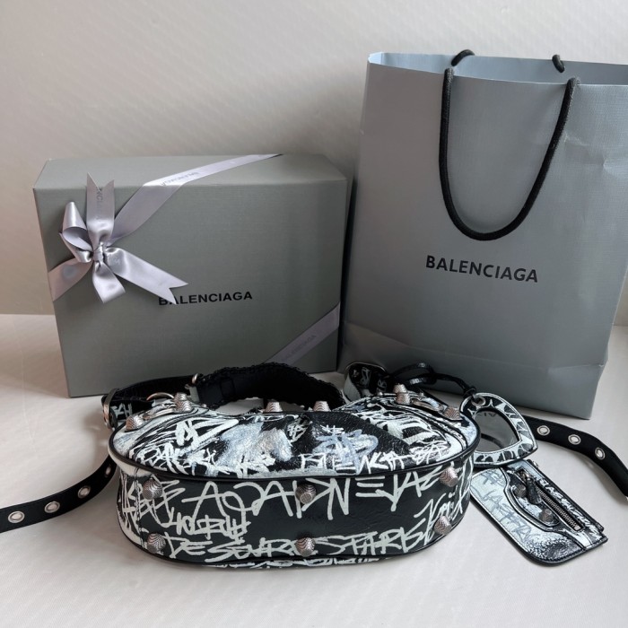 Balenciaga Bag Le Cagole 26cm 33cm