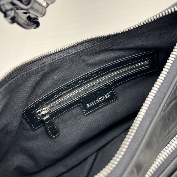Balenciaga Bag Le Cagole Small Large