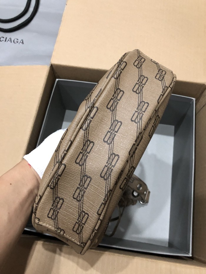 Balenciaga Bag Le Cagole Small Large