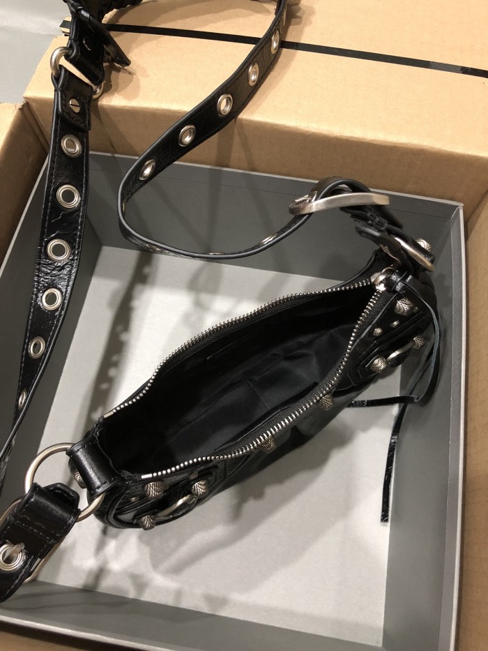 Balenciaga Bag Le Cagole Small Large
