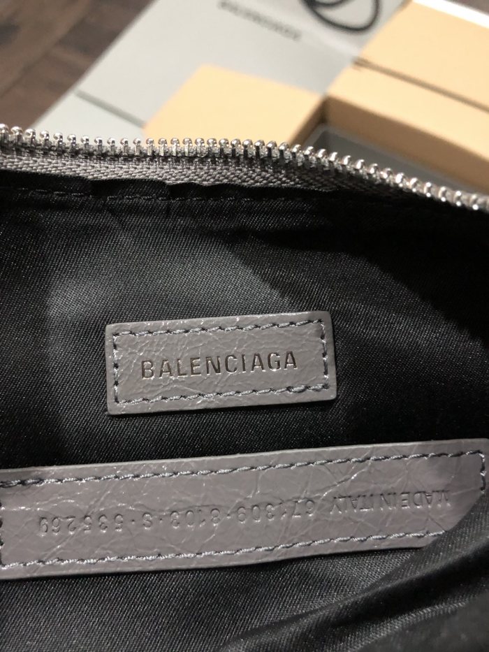 Balenciaga Bag Le Cagole Small Large