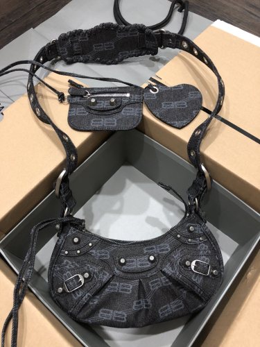 Balenciaga Bag Le Cagole Small Large