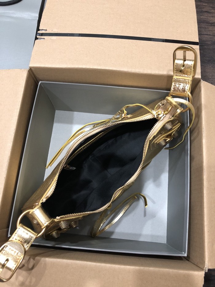 Balenciaga Bag Le Cagole Small Large