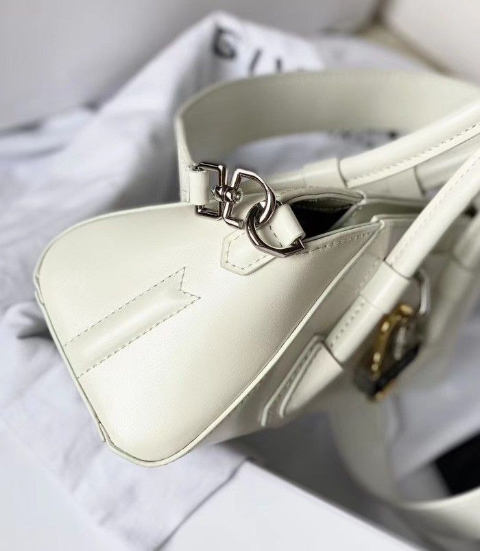Givenchy Bag Antigona Stretch