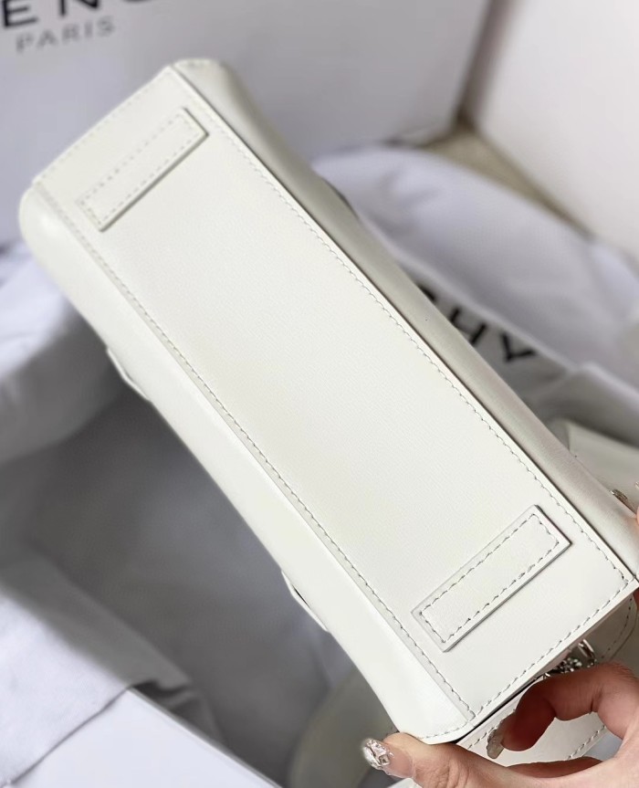 Givenchy Bag Antigona Stretch