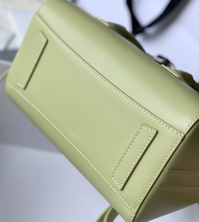 Givenchy Bag Antigona Lock