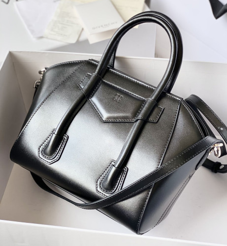 Givenchy Bag Antigona Lock