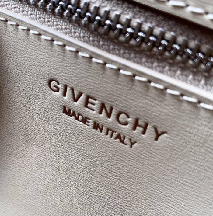 Givenchy Bag Antigona Lock