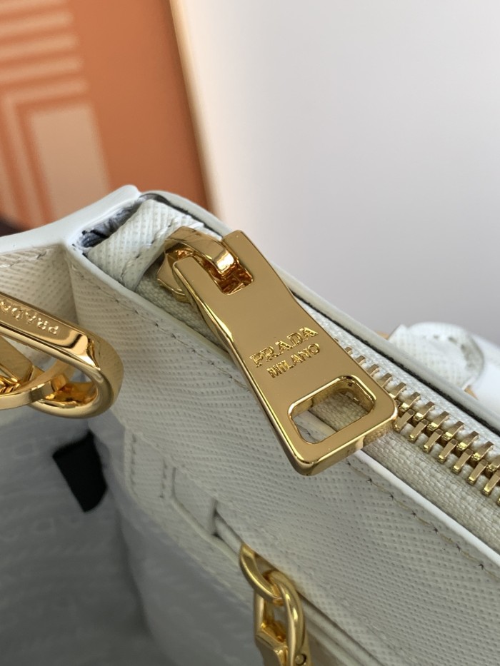  Prada Bag Galleria 